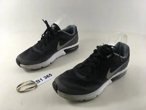 NIKE Herren Laufschuhe Sneaker Jogging Schuhe EUR 40 B1 365 - Picture 1 of 5