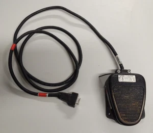 Single Clipper 632-S Foot Pedal Control Linemaster Radio Dispatch Console DB9 - Picture 1 of 4