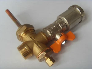 Solar Kreuz Stück, inkl. Fühlerhülse L=164,0 mm und automatischem Entlüfter - Picture 1 of 1