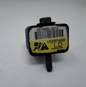 🔥 2007-2008 Chevy Silverado GMC Sierra Front  Sensor 15297468 - Picture 1 of 6