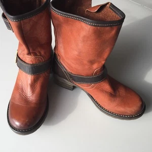 Woman's Ankle Boot Genuine Contrasting Leather Classic Buckle Portugal Brown 6 - Picture 1 of 11