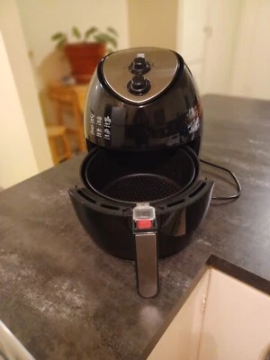 Farberware Oil Less Multi-Functional Air Fryer 3-2-Quart Black - Image 1 of 4