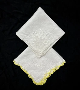 Vtg 50s 60s MCM White Yellow Scallop Lace Floral Lot of 2 Linen Handkerchiefs - Picture 1 of 3