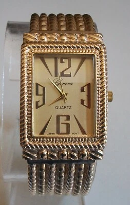 Reloj elegante/inforual brazalete brazalete de moda acabado dorado para mujer Foto 1 de 4