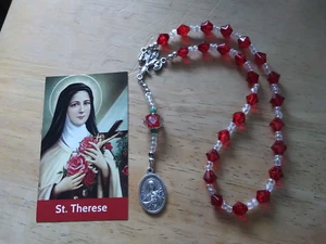 Cuentas Rosario Coronilla Santa Teresa Cuentas Cristal Rojo Rosa Hechas a Mano Hermosas ¡ÚNICAS EN SU CLASE! - Imagen 1 de 5