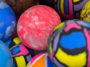 10Pcs Bouncing Bouncy Balls Bulk Set Outdoor Colorful Mixed Kids Rubber Balls - Picture 1 of 1