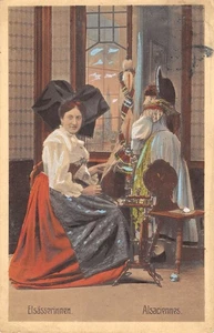 CPA 67 ELSASSERINNEN / REHAUSSEE DE PEINTURE - Picture 1 of 1