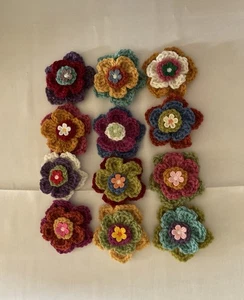 12 Crocheted Flowers. - Picture 1 of 3