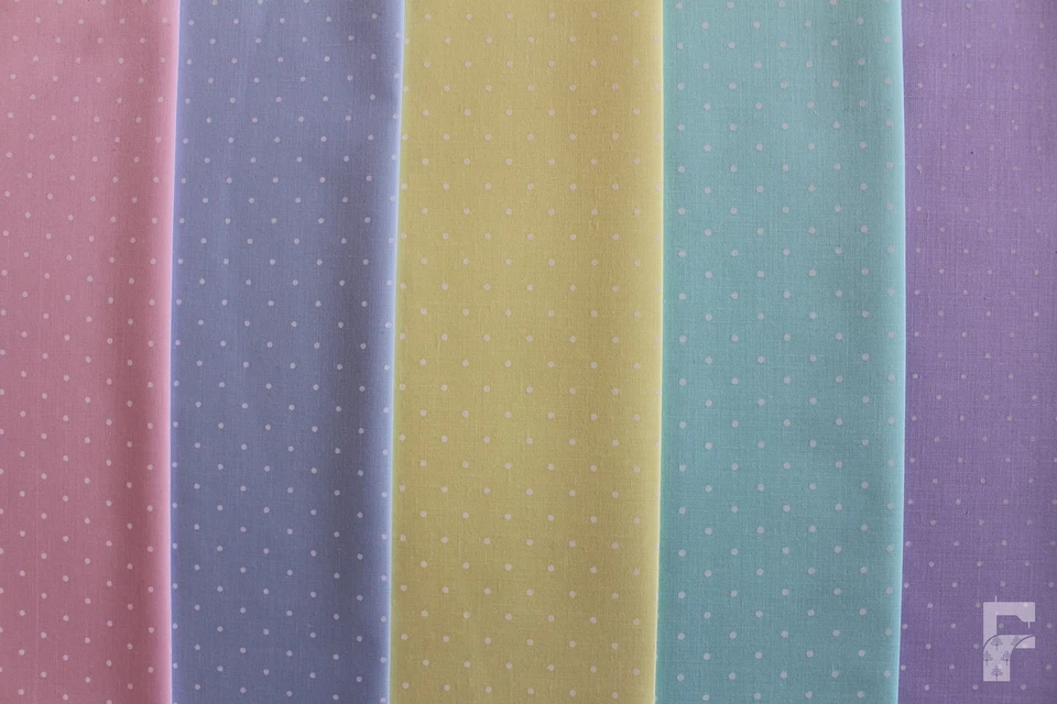 Puntos de alfiler de lunares blancos tonos pastel en tela de poli algodón - VENTA DE PRIMAVERA Foto 1 de 1