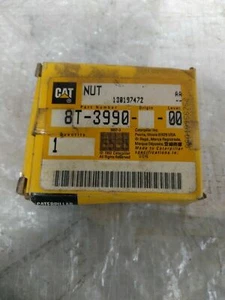 TUERCA ORUGA 130197472 8T-3990-00 AA GENUINA shly - Imagen 1 de 3