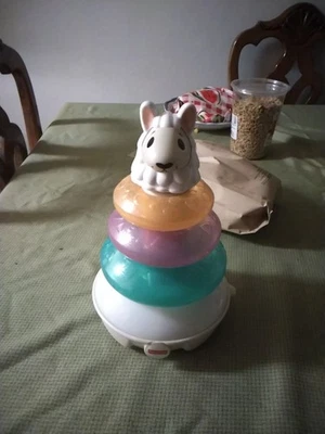 Fisher Price LINKIMALS 灯和颜色 LLAMA 音乐堆叠玩具 - FYK59 — 第 1/4 张图片