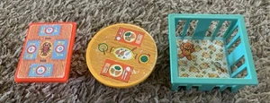 De colección Fisher Price Little People: mesas y parque infantil para bebés - Imagen 1 de 2