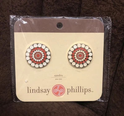 全新 Lindsay Phillips SANDRA 鞋扣吊饰 珊瑚和奶油圆点 圆形 — 第 1/2 张图片