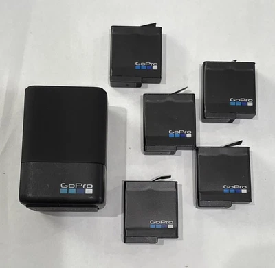Cargador de batería doble GoPro AADBD-001 para baterías Hero 5 6 7 y 8 + 5 Foto 1 de 4