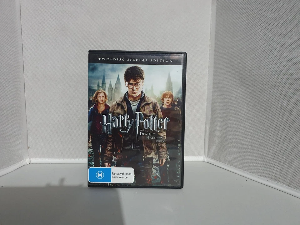 Harry Potter and the Deathly Hallows : Part 2 (DVD, 2011) - Image 1 of 2