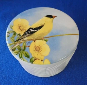 Hallmark Marjolein Bastin GOLDFINCH Ceramic 2-Piece Trinket Box - Picture 1 of 6