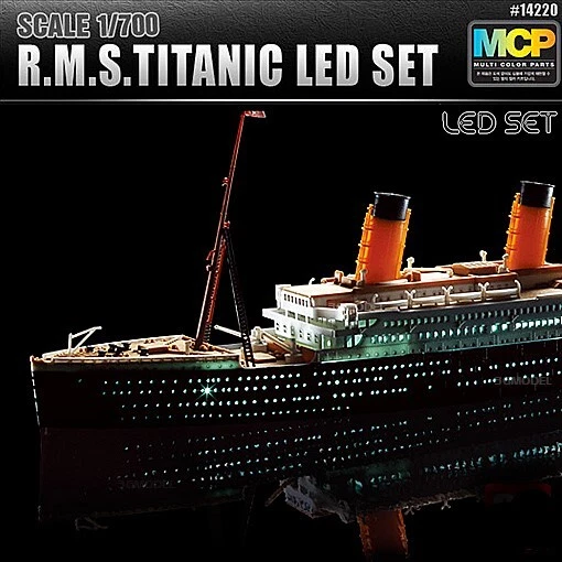 Academy 14220 1/700 scale R.M.S. TITANIC LED SET - Bild 1 von 1