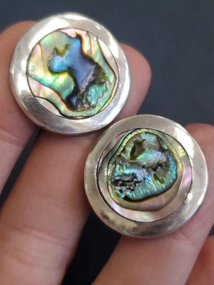 925 STERLING SILVER AND ABALONE CUFFLINKS - Image 1 of 4