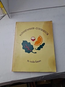 Moosewood cookbook 1977 By Mollie Katzen, must have for Ithaca NY Cooks - Picture 1 of 7