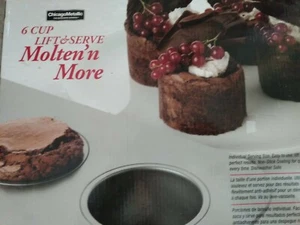Chicago Metallic 6 Cup Lift & Serve Molten'n More Lava Cake Pan - Picture 1 of 6
