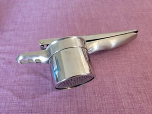 Babynahrung Maschine Presse Edelstahl Kartoffelpresse Saftpresse Große Größe Kochen - Bild 1 von 3