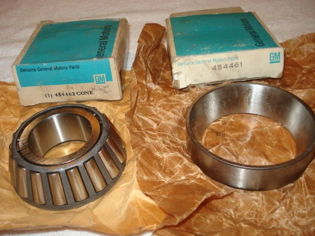 Nuevo de Lote Antiguo Cojinete de Piñón Interior Chevy GMC 1967-72 y 1973-79 con Spicer 60 + Ford Dodge Foto 1 de 1