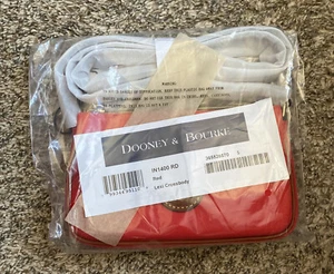 Bandolera Lexi Dooney & Bourke roja de lona recubierta lisa nueva con etiquetas - Imagen 1 de 2