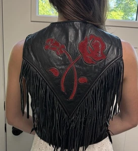 Vintage Leather Vest Gypsy Biker Black Red Roses Fringe Small Western Concho USA - Picture 1 of 13