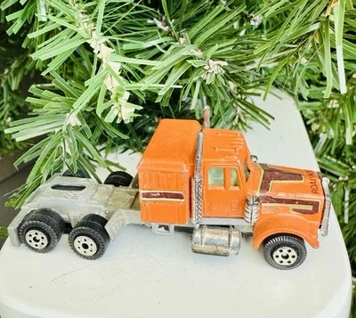 Yatming 1970s 80s Kenworth Road Hog Hong Kong Semi Truck Orange 3” Length Toy - Image 1 of 4