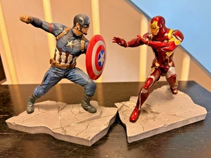 Civil War: Statue Captain America vs Iron Man - sehr guter Zustand - Sammler - Bild 1 von 4