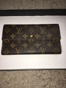 LOUIS VUITTON Long Sarah Wallet Monogram - Picture 1 of 12
