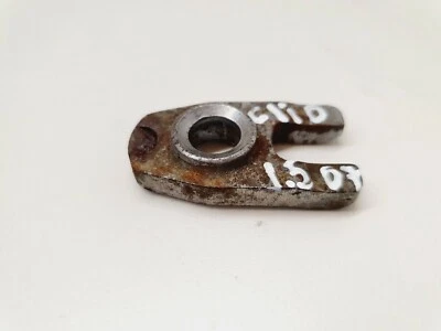 BRAÇADEIRA SUPORTE INJETOR DE COMBUSTÍVEL RENAULT CLIO 1.5 DCI 86 BHP K9K766 2005-2009 GENUÍNA - Imagem 1 de 4