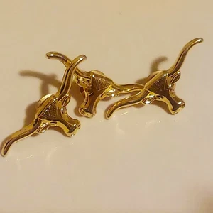 Goldtone Texas Longhorn Cattle Lapel Hat Pin Three Available Excellent Condition - Picture 1 of 6