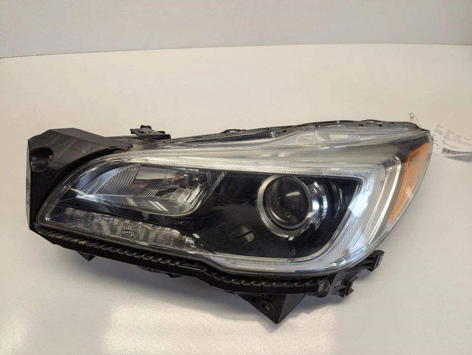 Driver Headlight Halogen Without Fog Lamps Sedan Fits 15-17 LEGACY 779420 - Image 1 of 4