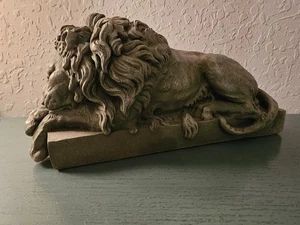 Vintage MidCentury Heavy Resin Sleeping Lion Statue, Vatican Replica-Very Good - Picture 1 of 7