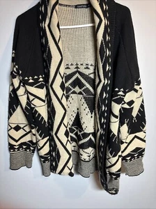 Boohoo brand Southwest Aztec style Cardigan Size S/M Black And Tan Colors - Picture 1 of 5