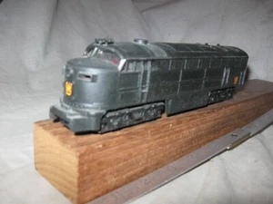 X9348B HO RIVAROSSI PENNSYLVANIA RR FAIRBANKS MORSE C LINE DIESEL LOCO - Picture 1 of 2