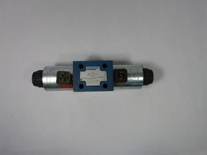 Rexroth/Hydronorma 4WE-10-J32/CG24N9Z4/GZ63-4-A Directional Valve USED - Picture 1 of 4