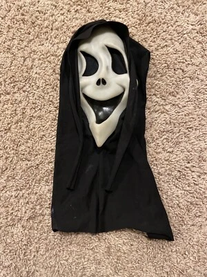 Máscara Smiley Tate Gen 1 Foto 1 de 4