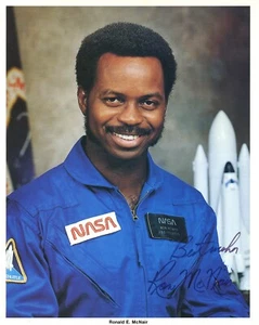 Astronaut Archives offers signed RARE Ron McNair NASA litho NOT PERSONALIZED!! - Picture 1 of 1