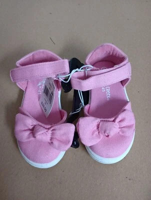 Falls Creek Kids Toddler Girl Shoes Size 6  - Image 1 of 3