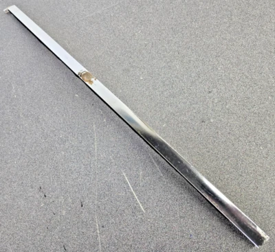 USADO ORIGINAL PORSCHE 911 912 PASAJEROS PUERTA MARCO ANODIZADO BRILLANTE 1968 #2 Foto 1 de 4