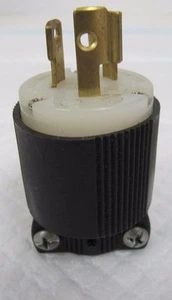 ENCHUFE GIRATORIO COOPER NEMA L6-15 15A 250V - Imagen 1 de 4