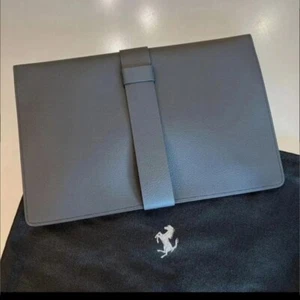 borsa ferrari molto elegante originale vera pelle colore nero - Imagen 1 de 6