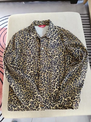 Camionero Supreme Denim Leopard Foto 1 de 4