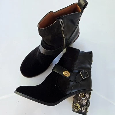 Bota de moto Coach 1941 para mujer tacón rosa té gamuza negra/terciopelo usada en excelente estado talla 7,5 Foto 1 de 4