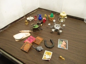 Lotto accessori misti per casa delle bambole in miniatura - #2 - Foto 1 di 7