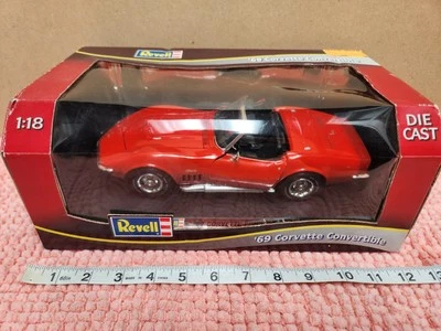 VTG 1993 Revell "69 Corvette Convertible" Die Cast 1:18 w/ Toys R Us Sticker NEW - Image 1 of 4