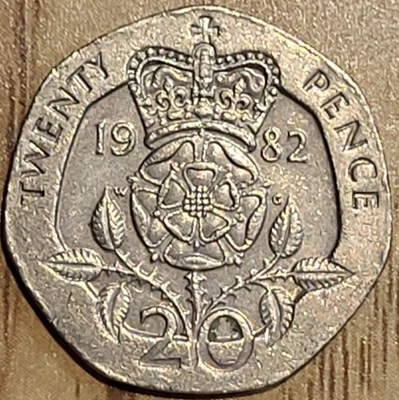 1982  Great Britain  20 Pence Coin    N129 - Image 1 of 2