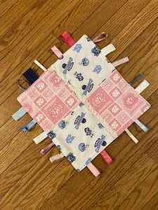Carolina Tar Heels Cotton Fleece Taggie Baby Security Blanket Pink Girl Gift UNC - Picture 1 of 4
